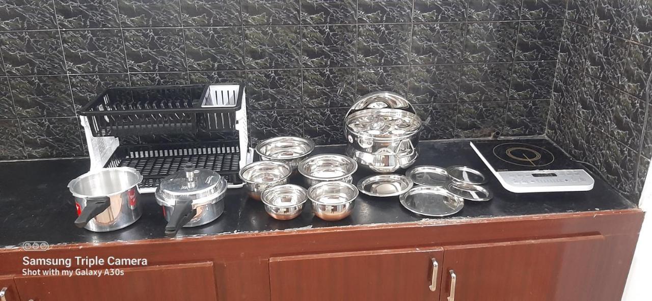 Madura Homestay - Gorgeous Home With 2Bhk 5 Minutes From Nh44 Мадурай Экстерьер фото